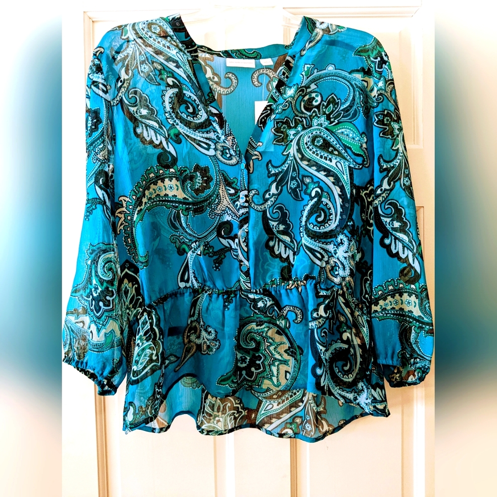 New York & Company. New with Tags. Size Large. Sheer Turquoise Paisley Top.